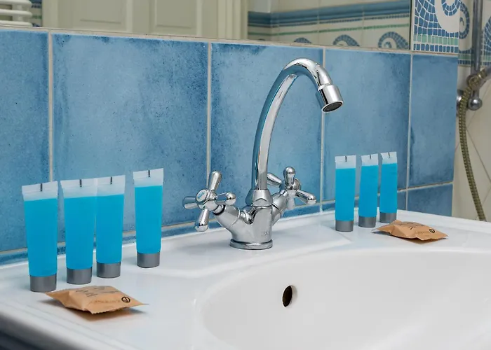 Ursynow Serenity By Bookinghost