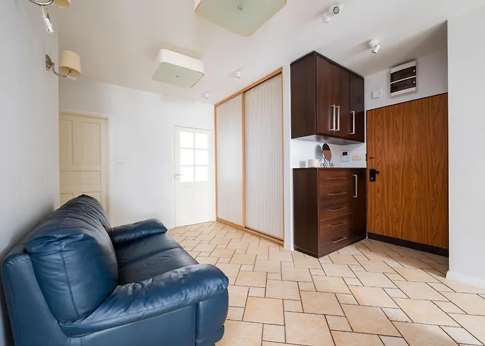 Ursynow Serenity By Bookinghost *